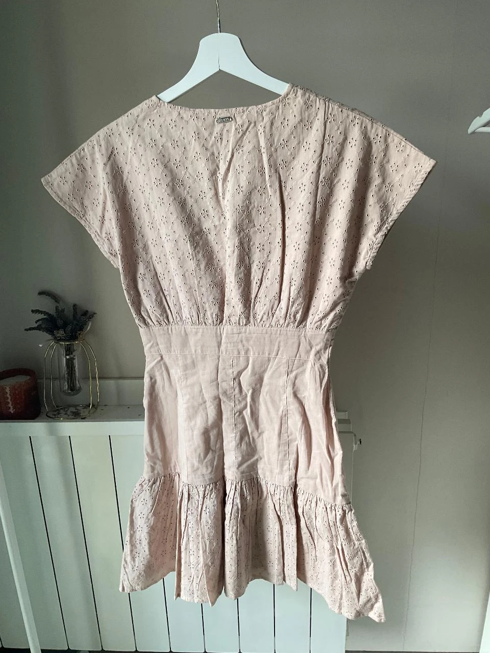 Ropa bordado inglés GUESS Talla XS – ultra femenina & tendencia verano romántico – photo 5